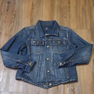 GAP women Blue Denim Jacket color blue zise L used  exelente. condition.